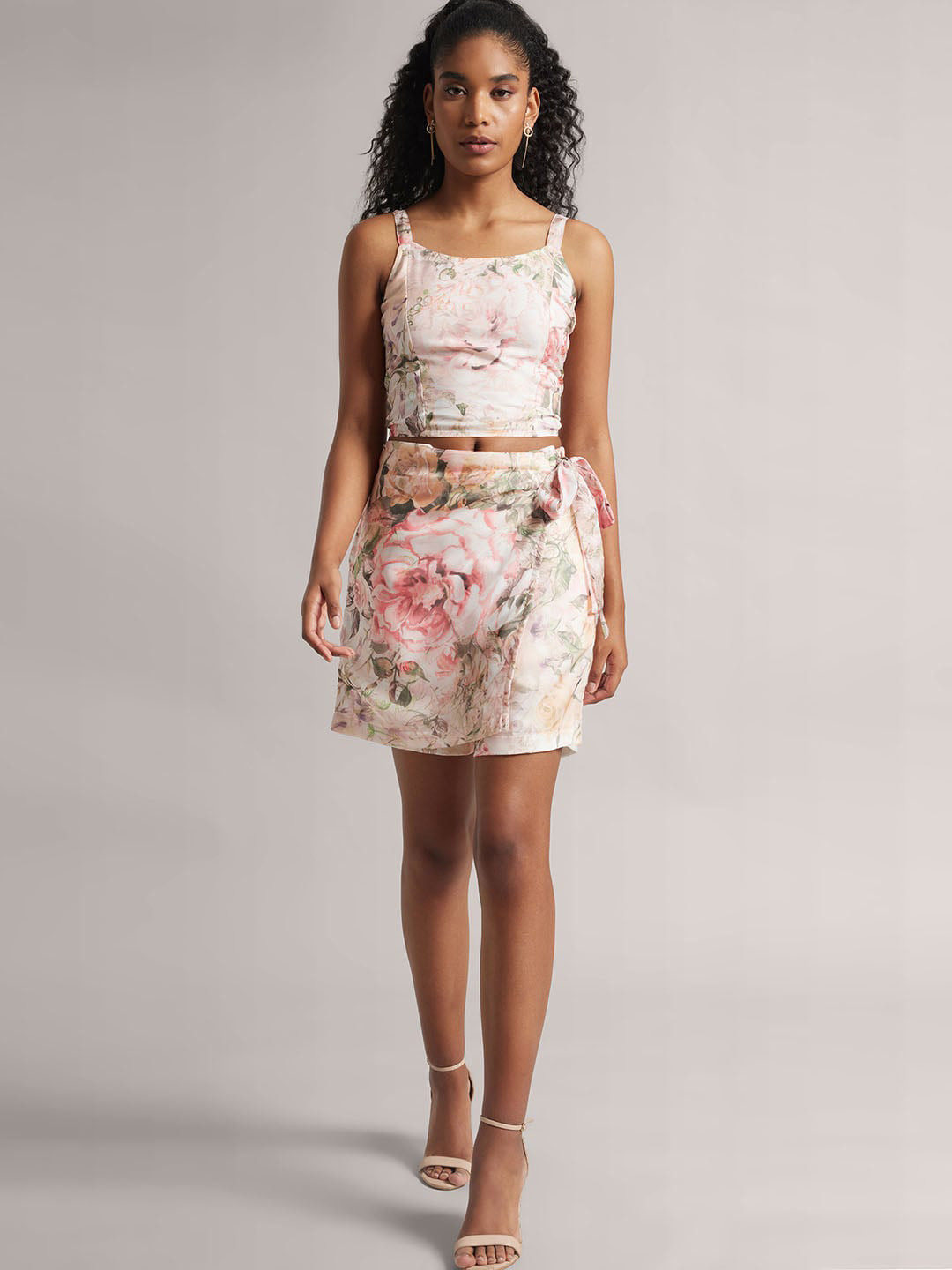 

Zaccai Women's Organza Floral Printed Sleeveless Top And Skorts, Beige