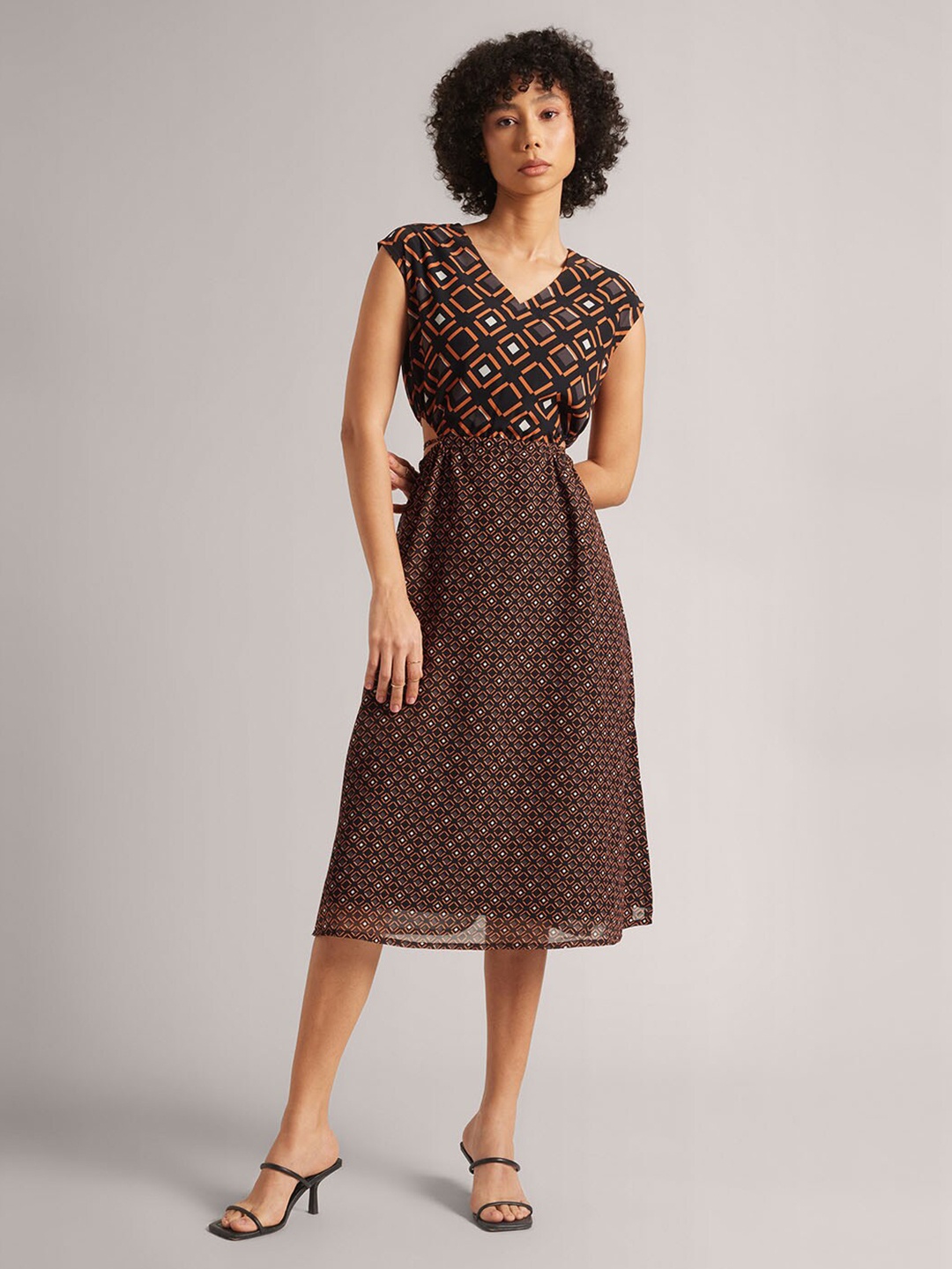 

ZACCAI Geometric Print V-Neck Georgette Fit & Flare Midi Dress, Black