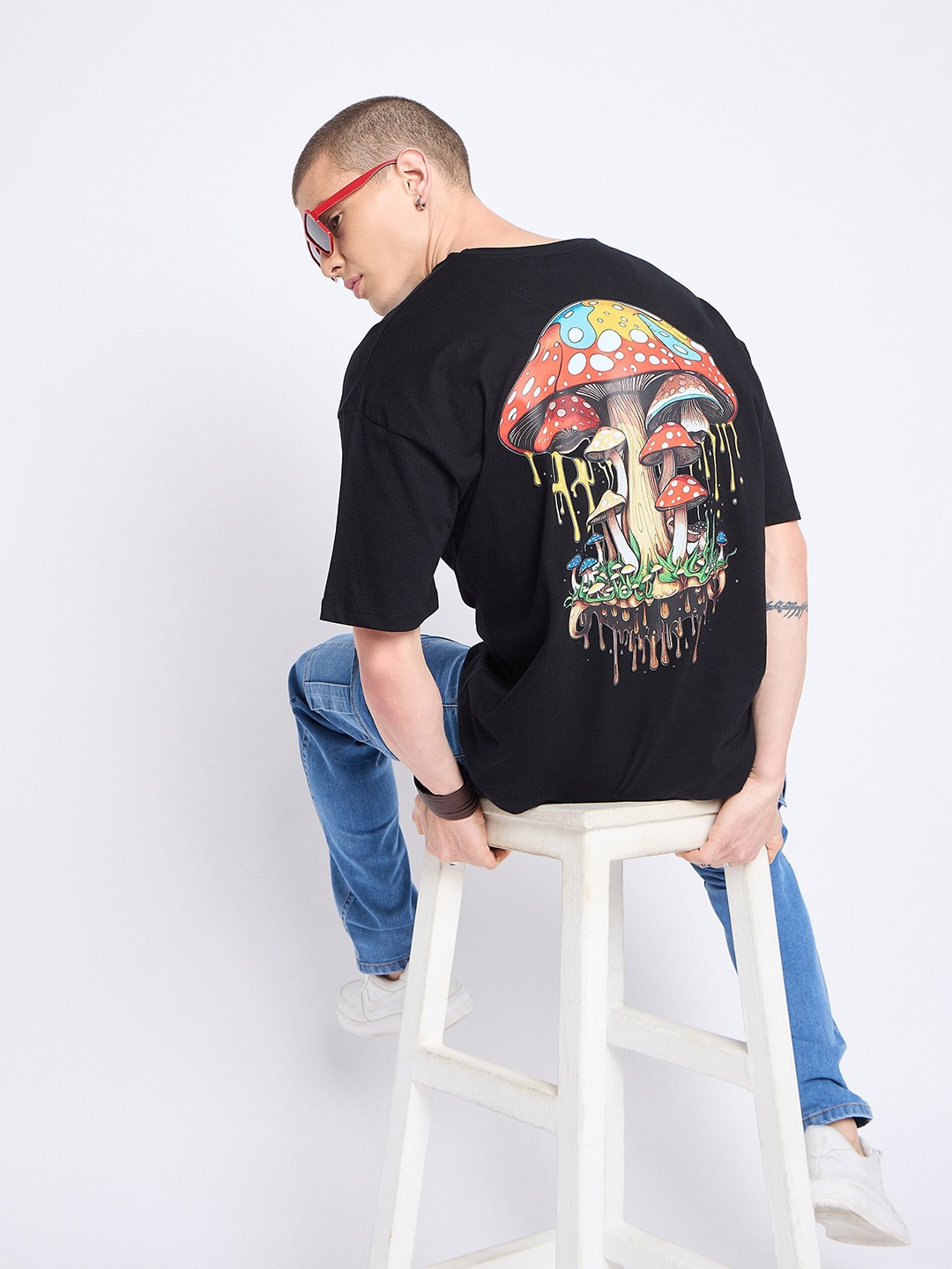 

Mast & Harbour Oversized Graphic Printed Drop-Shoulder Sleeves Pure Cotton T-shirt, Black