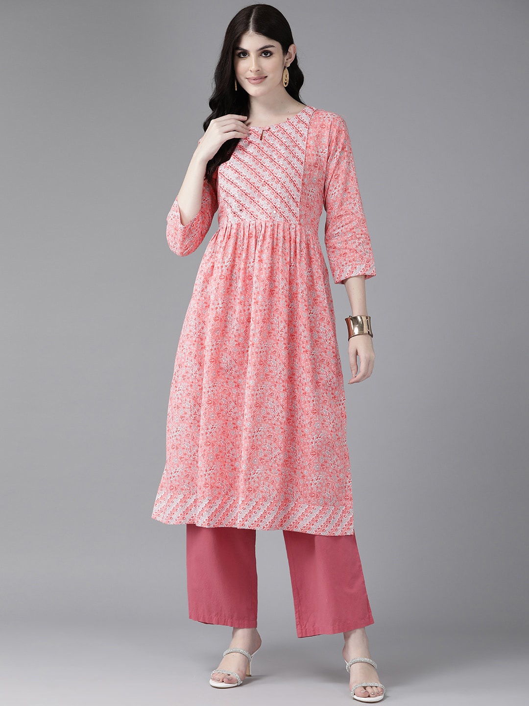 

BAESD Geometric Printed Keyhole Neck Empire Cotton A-Line Kurta, Peach