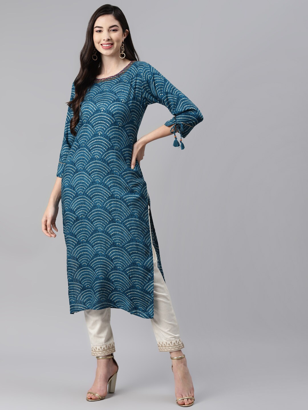 

BAESD Bandhani Printed Round Neck Three-Quarter Sleeves Straight Kurta, Blue