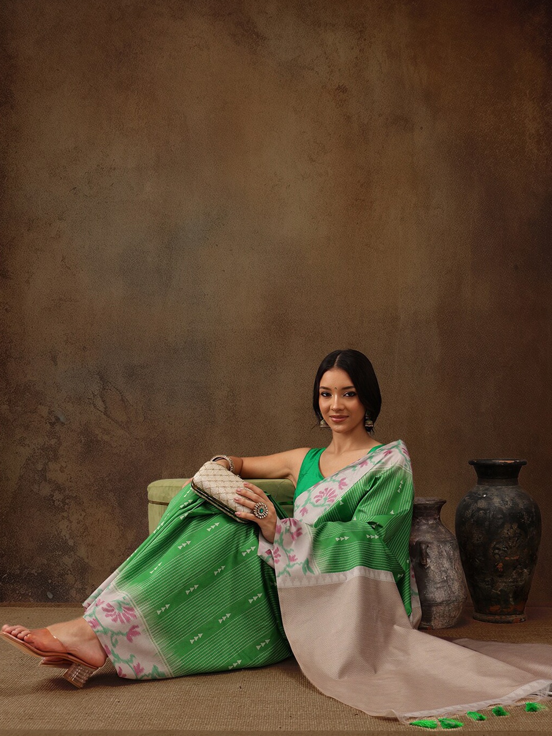 

Silk Land Striped Silk Blend Banarasi Saree With Blouse Piece, Green