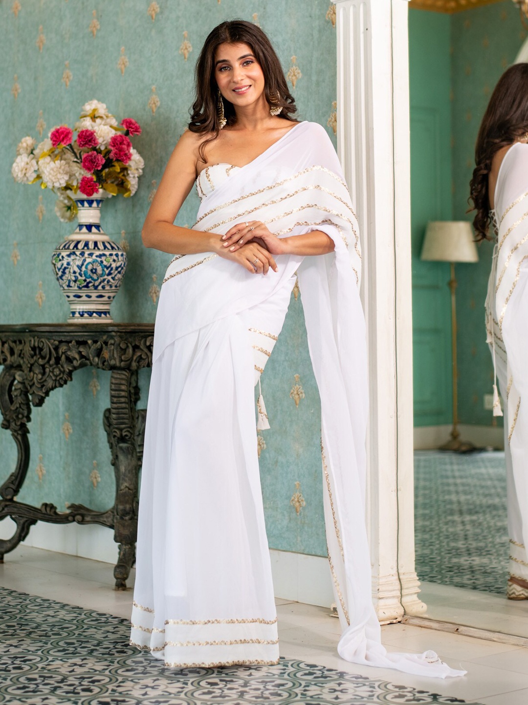 

Label Shaurya Sanadhya Striped Embroidered Pure Georgette Saree, White