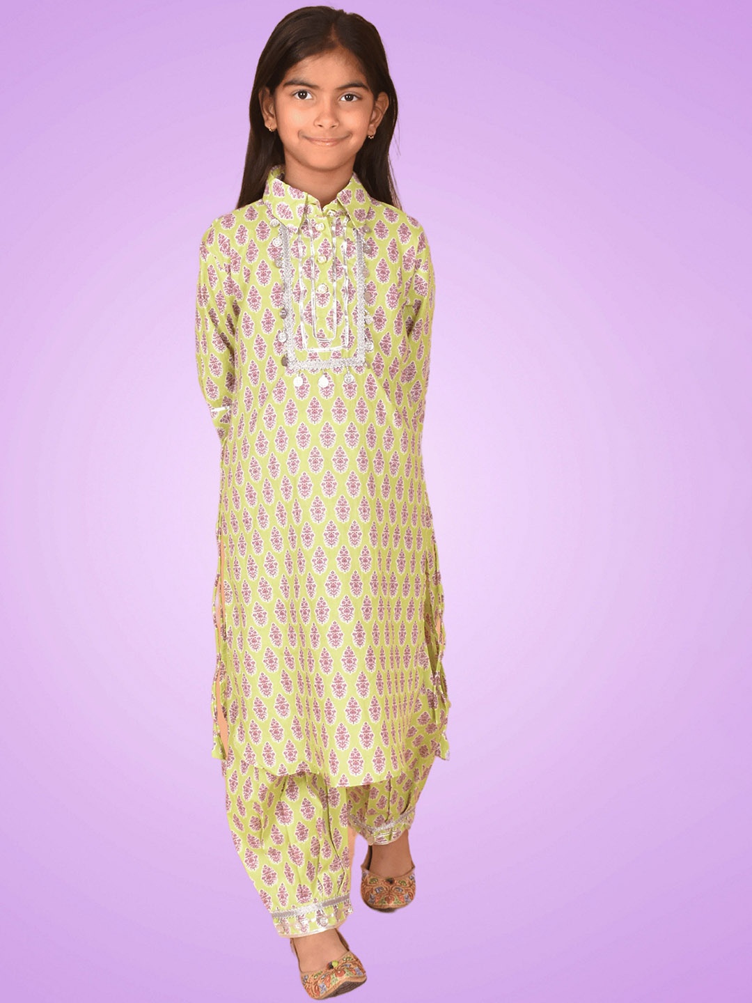 

misbis Girls Ethnic Motifs Printed Regular Gotta Patti Pure Cotton Kurta With Salwar, Green