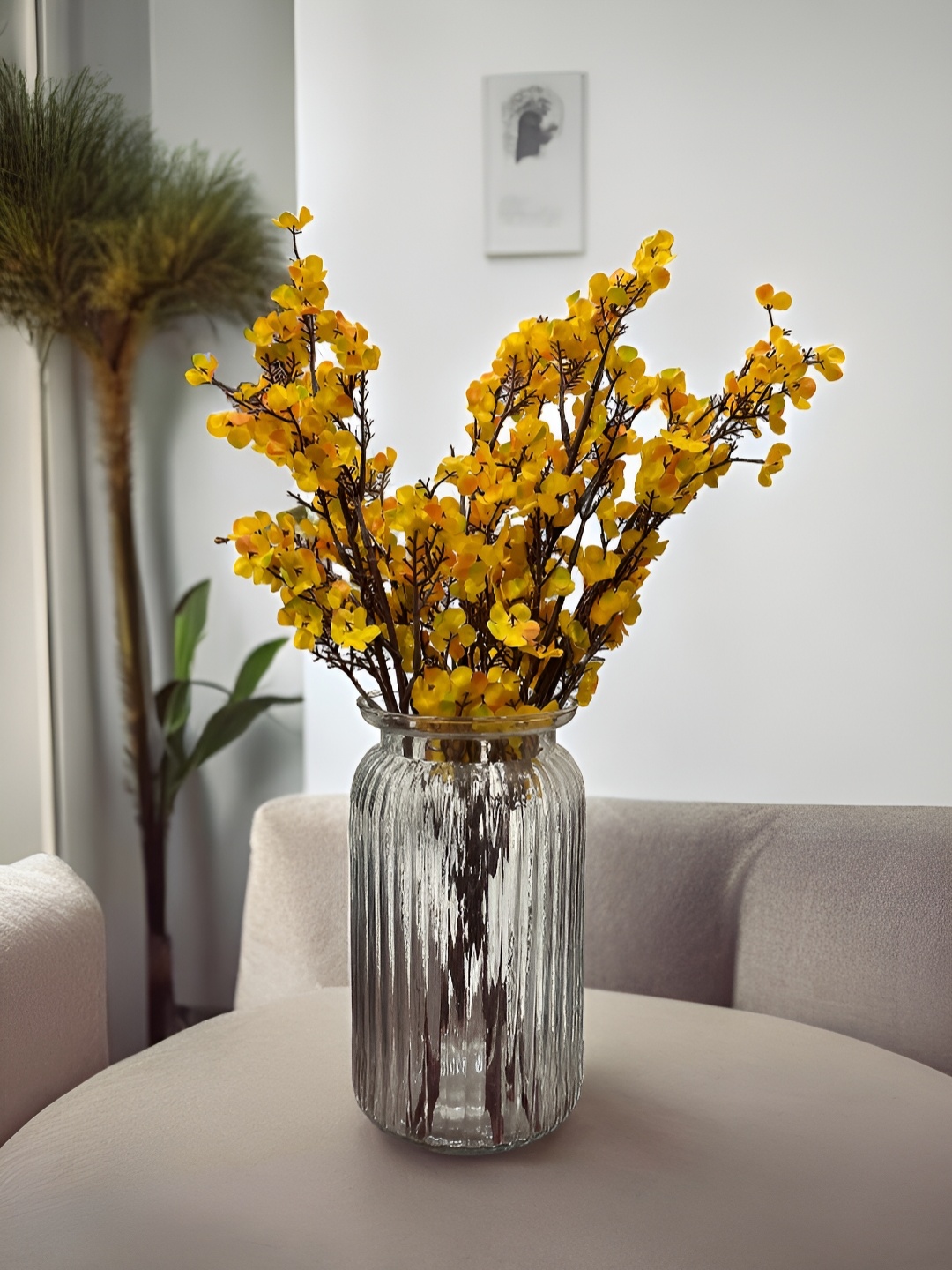 BS AMOR Transparent & Yellow Textured Glass Flower Vase