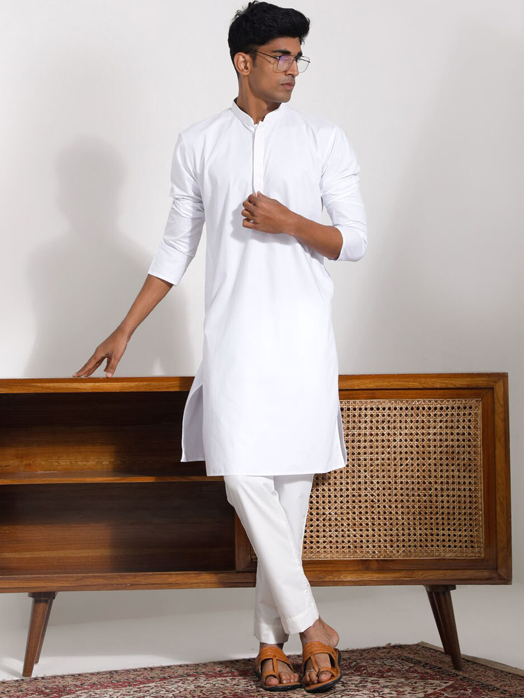

VASTRAMAY Mandarin Collar Regular Kurta & Pyjamas, White