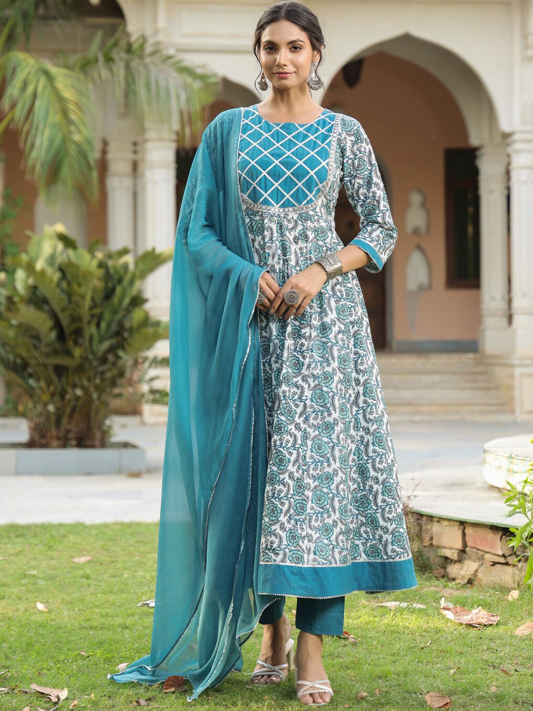 

AURIELLA Floral Printed Round Neck Pure Cotton Anarkali Kurta with Trousers & With Dupatta, Blue