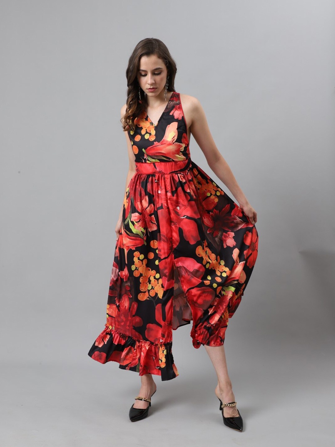 

VIRAGO Floral Printed Maxi Dress, Black