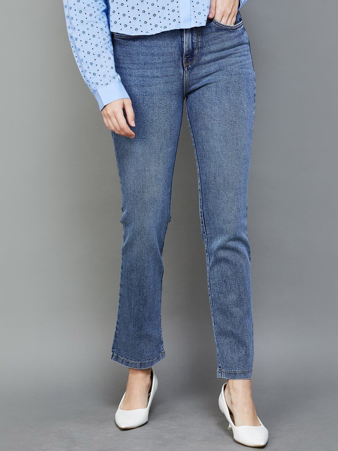 

Xpose Women Comfort Bootcut High-Rise Light Fade Stretchable Jeans, Blue