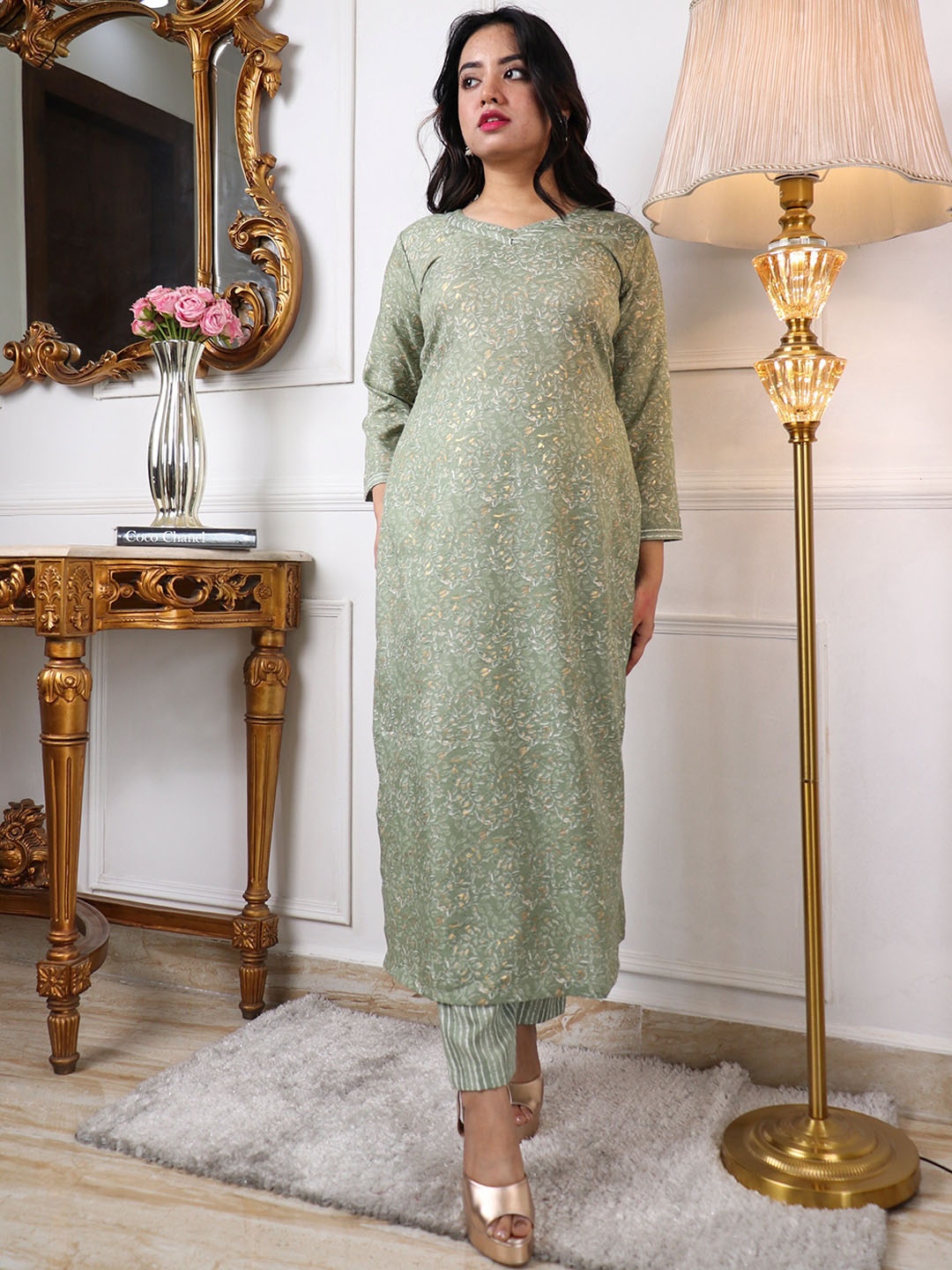 

KALINI Floral Printed Regular Kurta with Trouser, Green