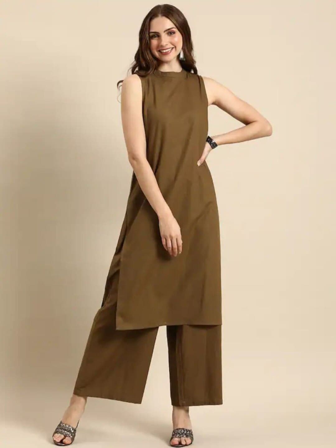 

Modestouze Attires Regular Kurta with Palazzos, Brown
