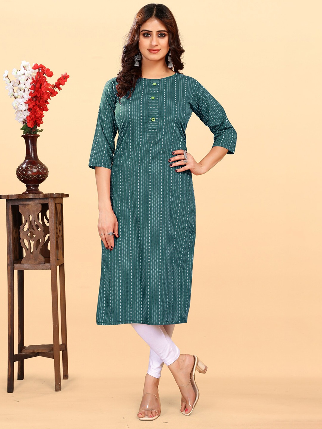 

THE WOMEN DECOR Striped Round Neck Three-Quarter Sleeves Cotton Straight Kurta, Teal