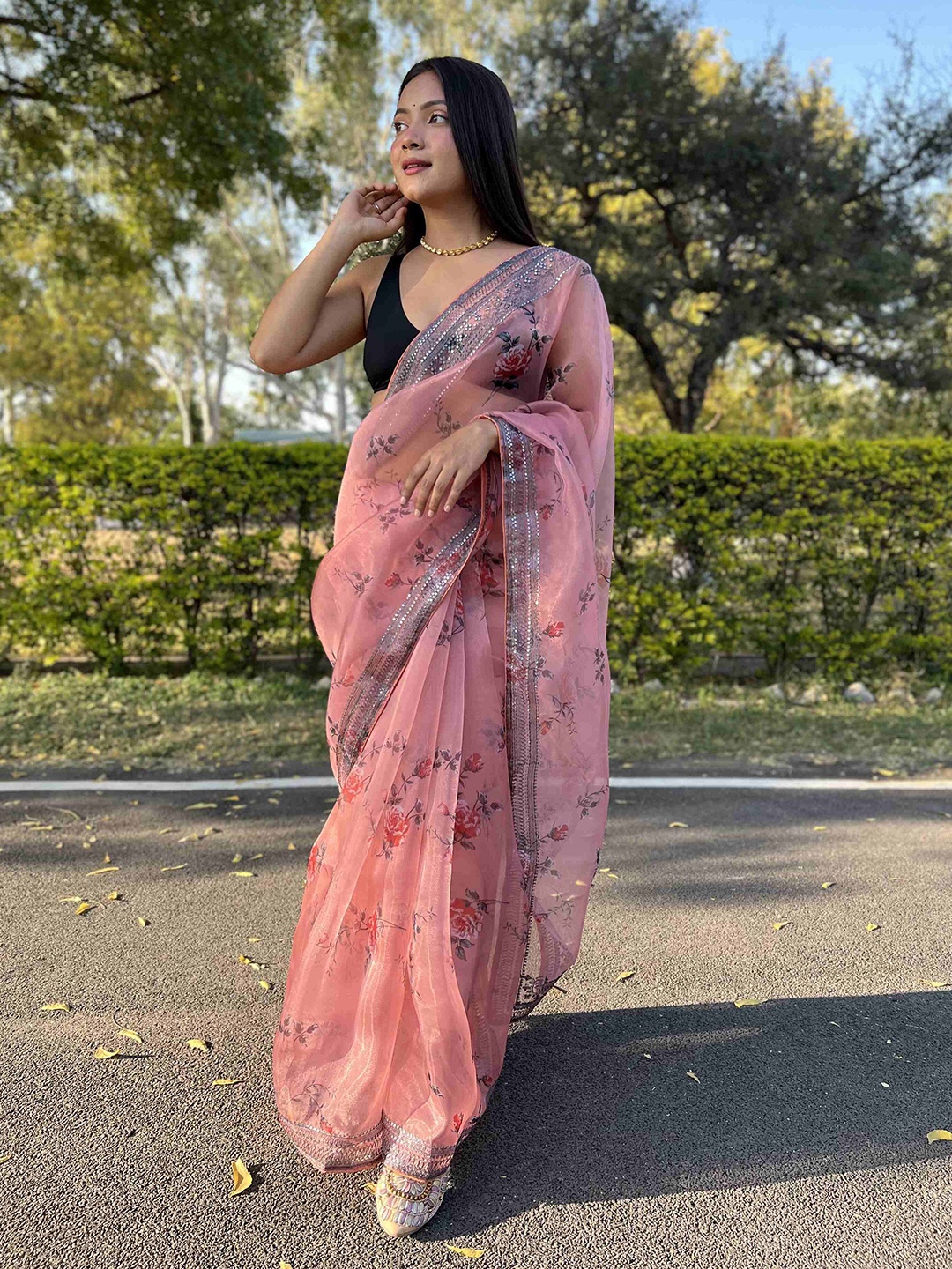 

DEVATITHI Ethnic Motifs Sequinned Organza Lehenga Saree, Peach