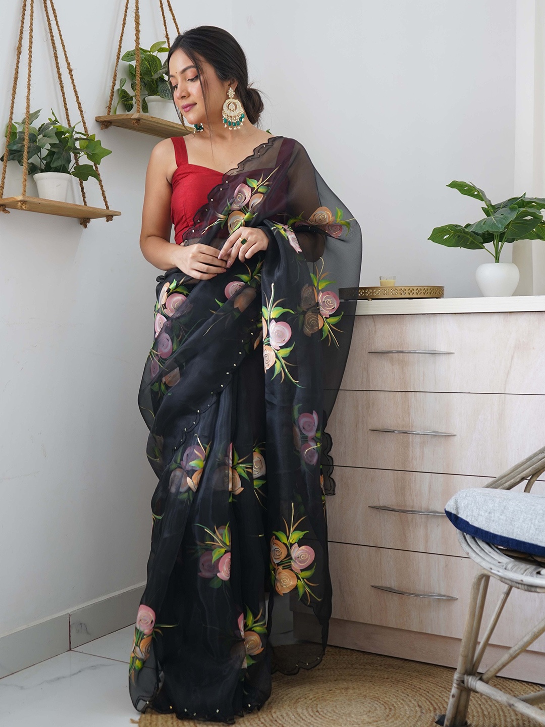 

DEVATITHI Floral Embroidered Organza Saree, Black