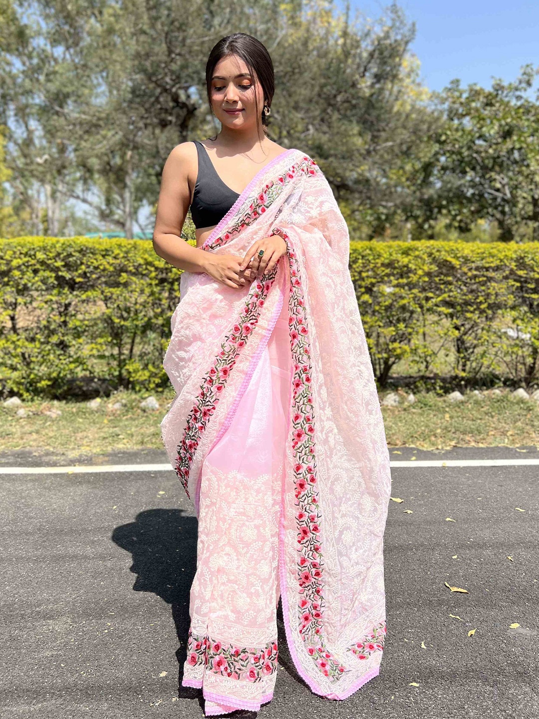 

DEVATITHI Floral Organza Saree, Pink