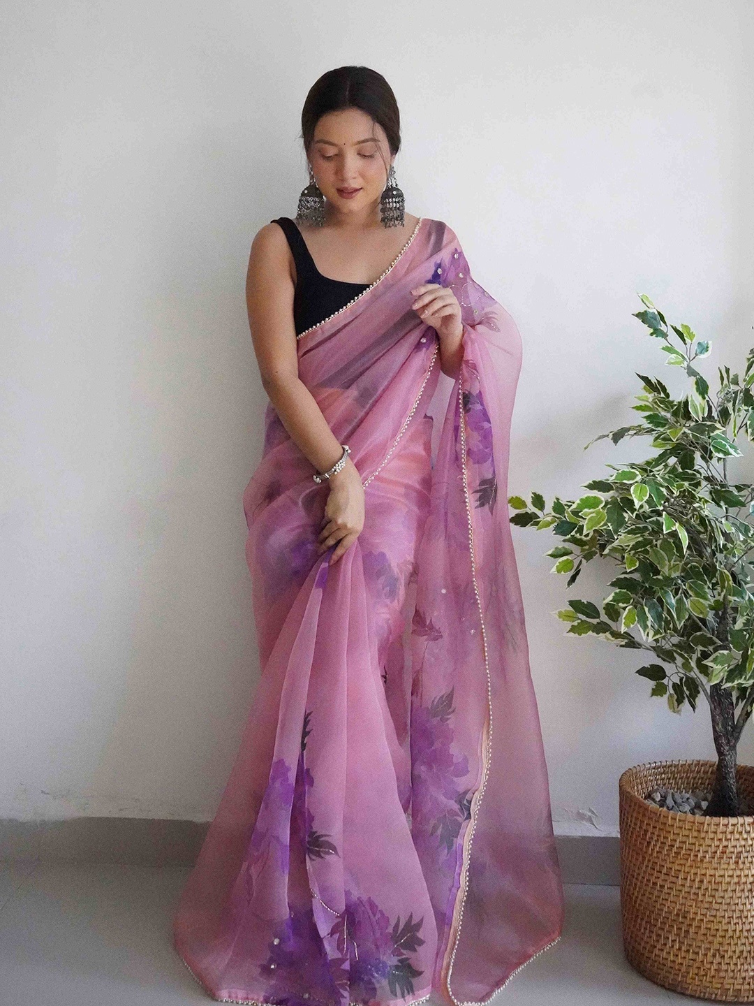 

DEVATITHI Floral Embroidered Organza Saree, Pink