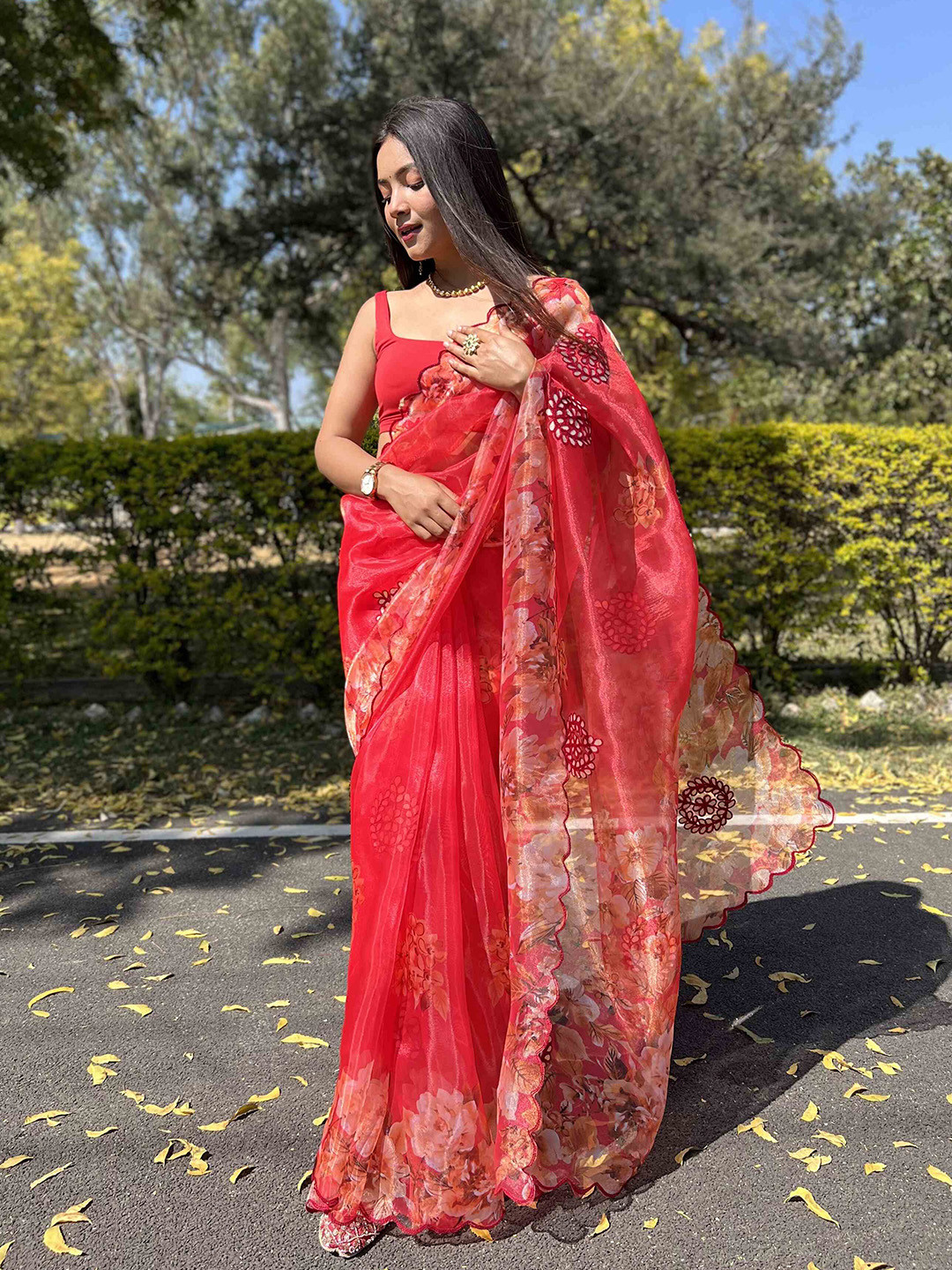 

DEVATITHI Floral Embroidered Organza Saree, Red