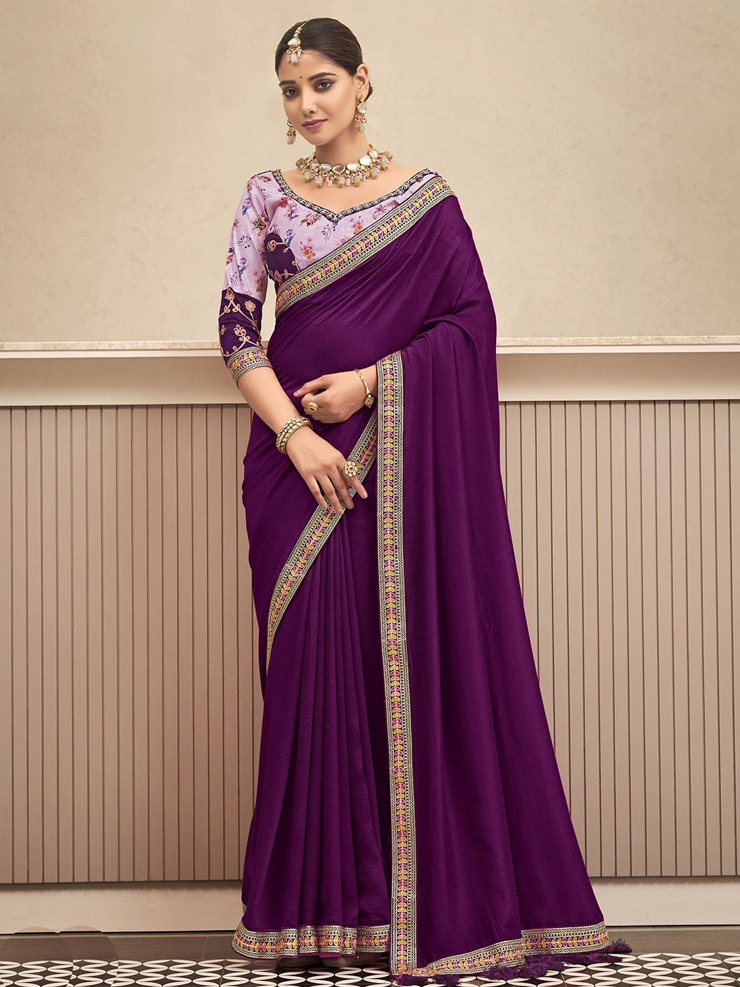 

VIRICA Zari Satin Saree, Purple