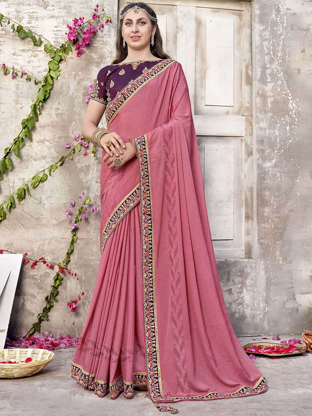 

VIRICA Embellished Embroidered Saree, Pink