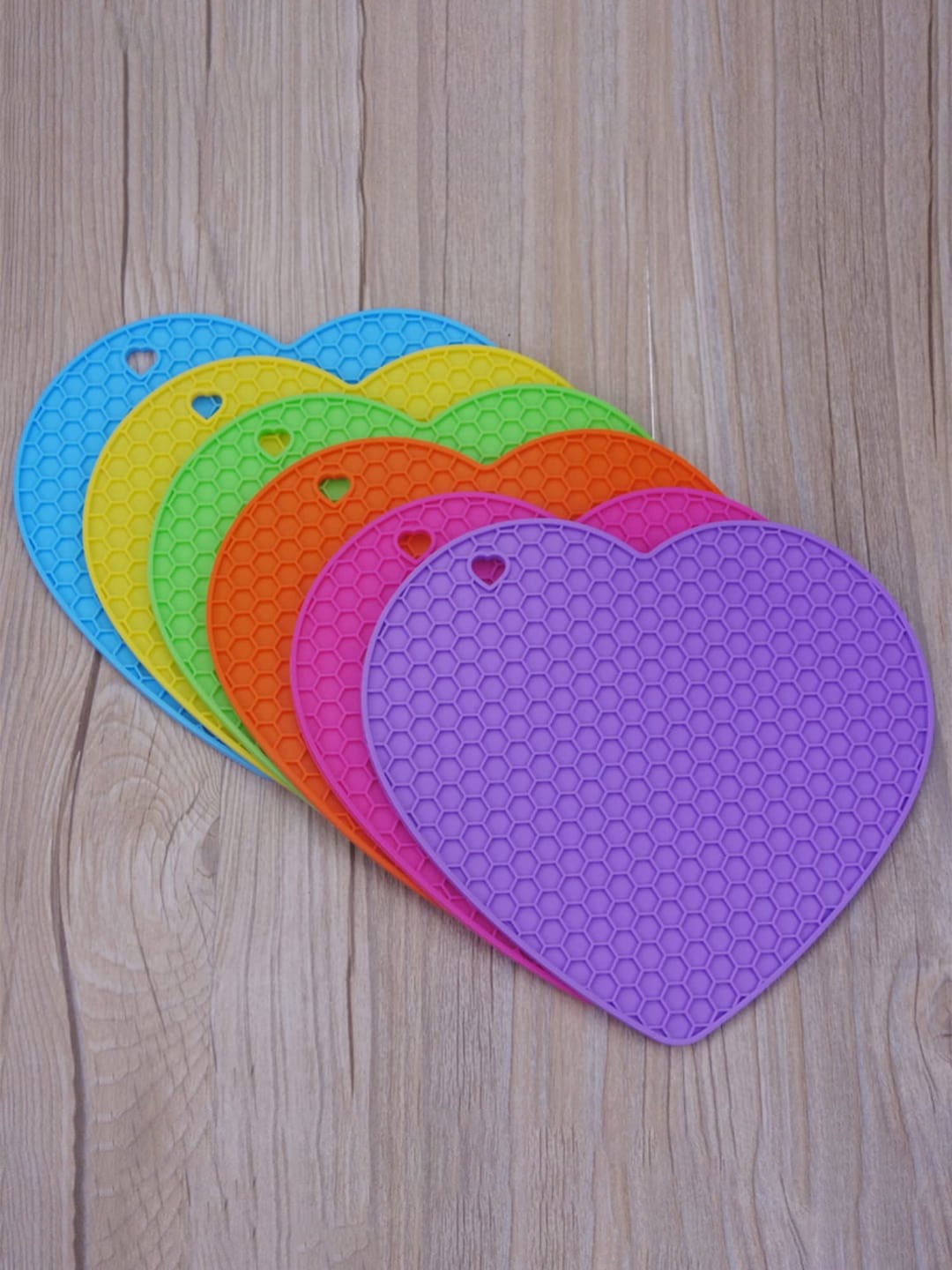 

P-Plus International Pink 4 Pieces Silicone Trivet