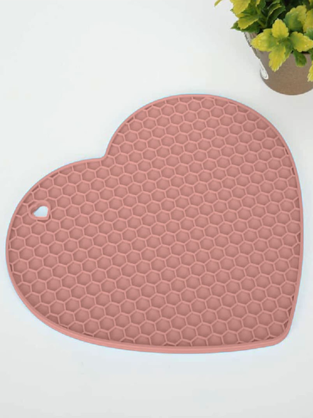 

P-Plus International Brown 4 Pieces Silicone Trivet