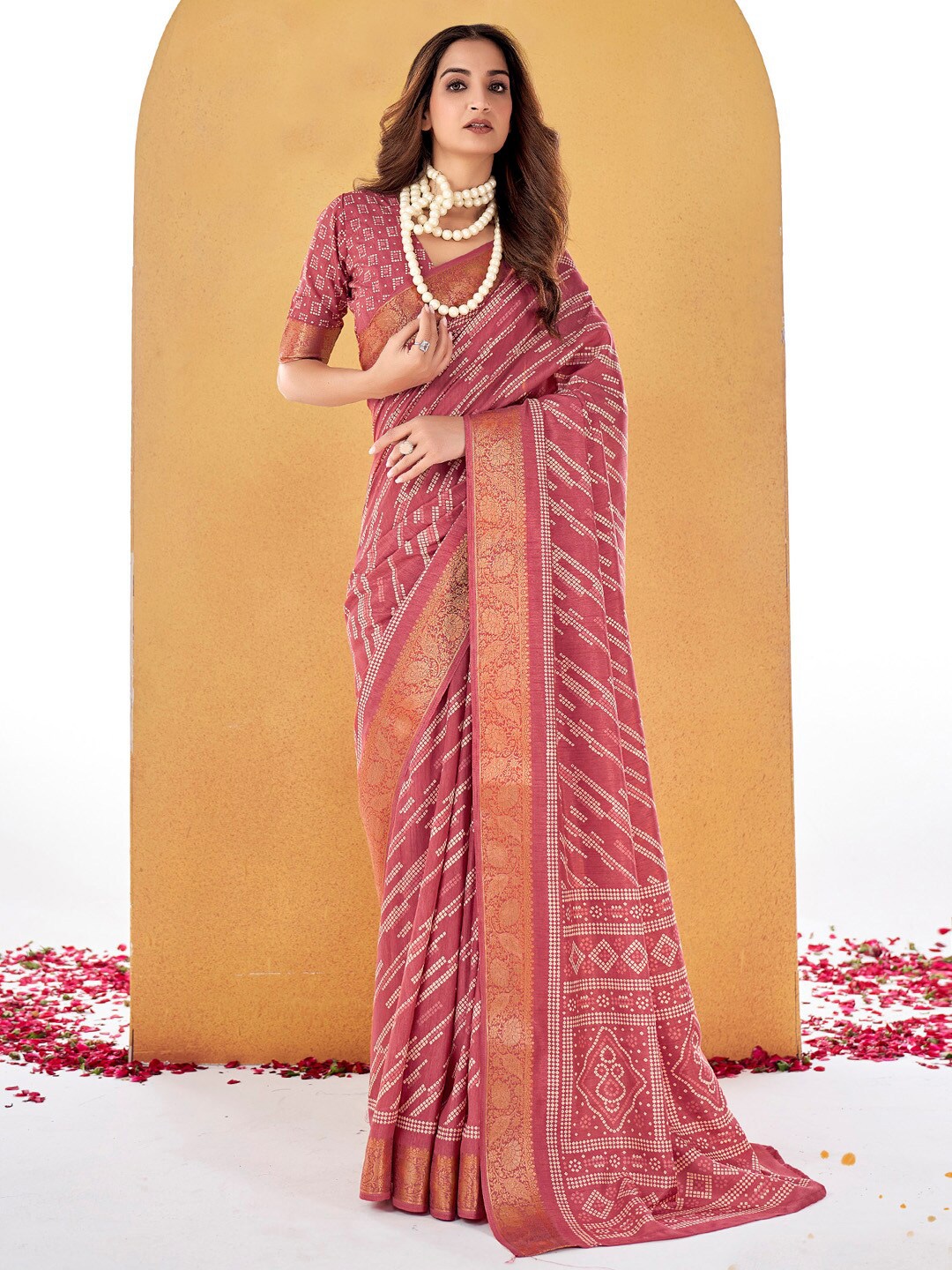

Anouk Zari Silk Blend Sungudi Saree, Pink