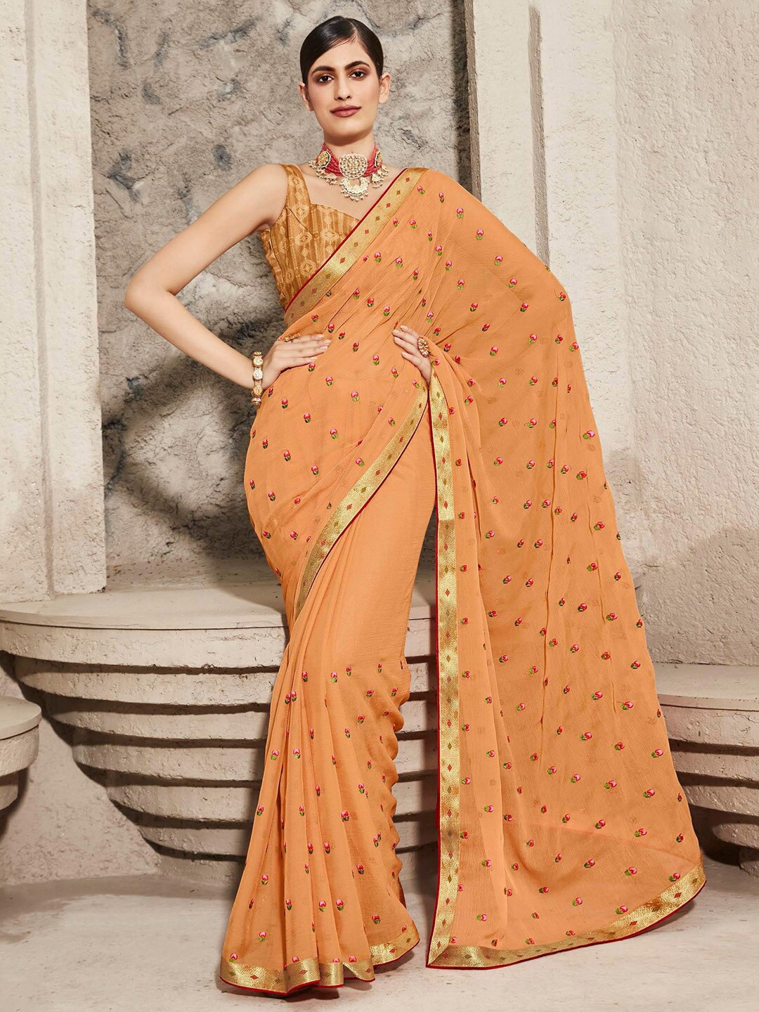 

Anouk Embroidered Floral Pure Chiffon Saree, Orange