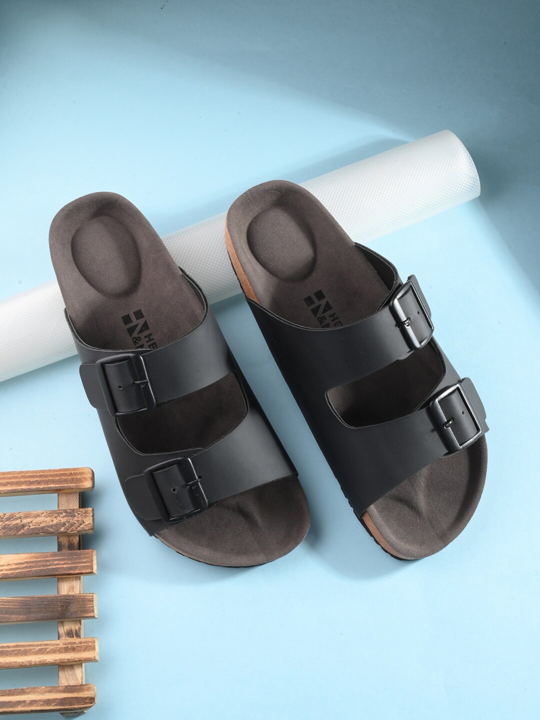 

HERE&NOW Men Buckle Detailed Comfort Sandals, Black