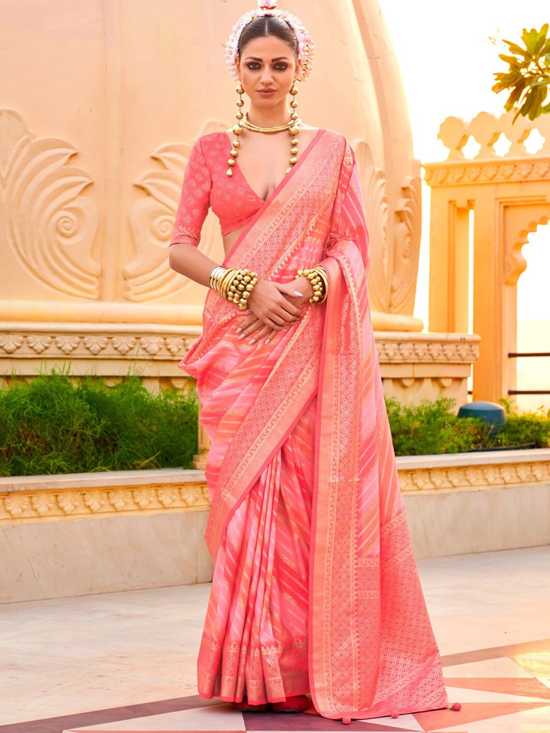 

Anouk Floral Jaali Silk Blend Banarasi Saree, Pink