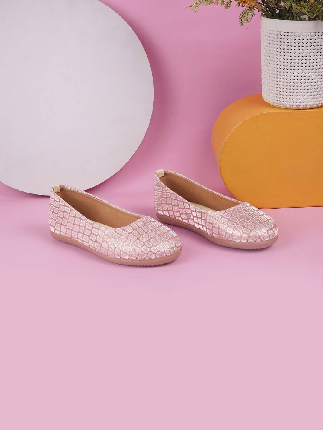 

Jazzy Juniors Girls Embellished Ballerinas, Pink