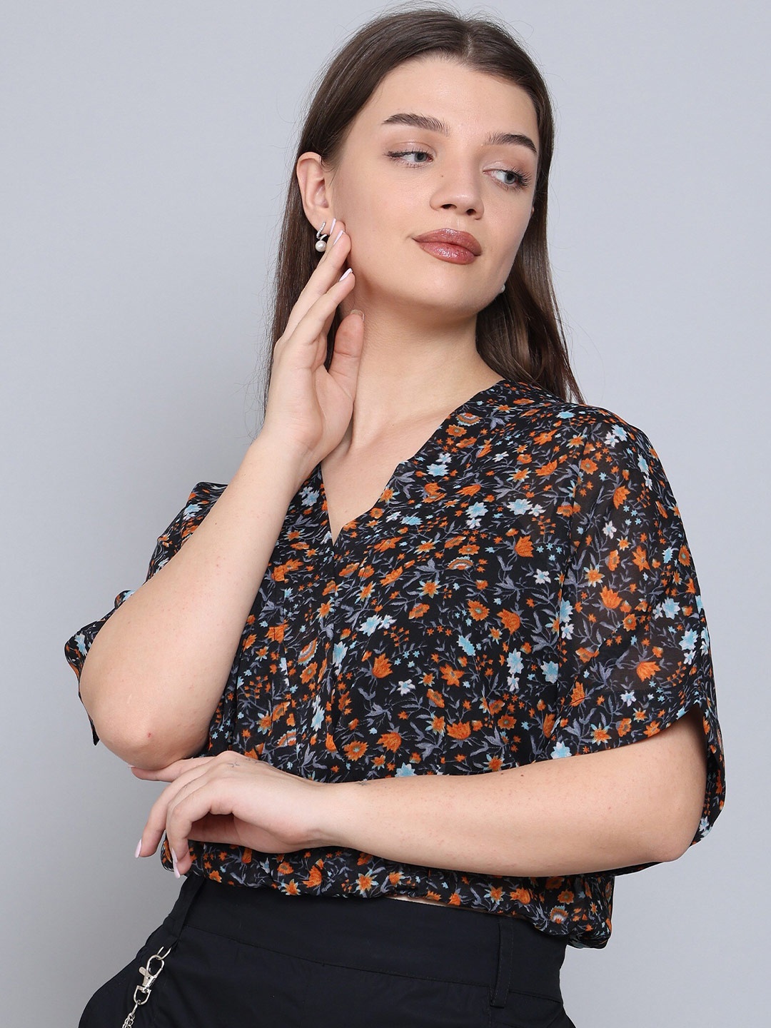 

Baawri Floral Print V-Neck Extended Sleeves Wrap Top, Black