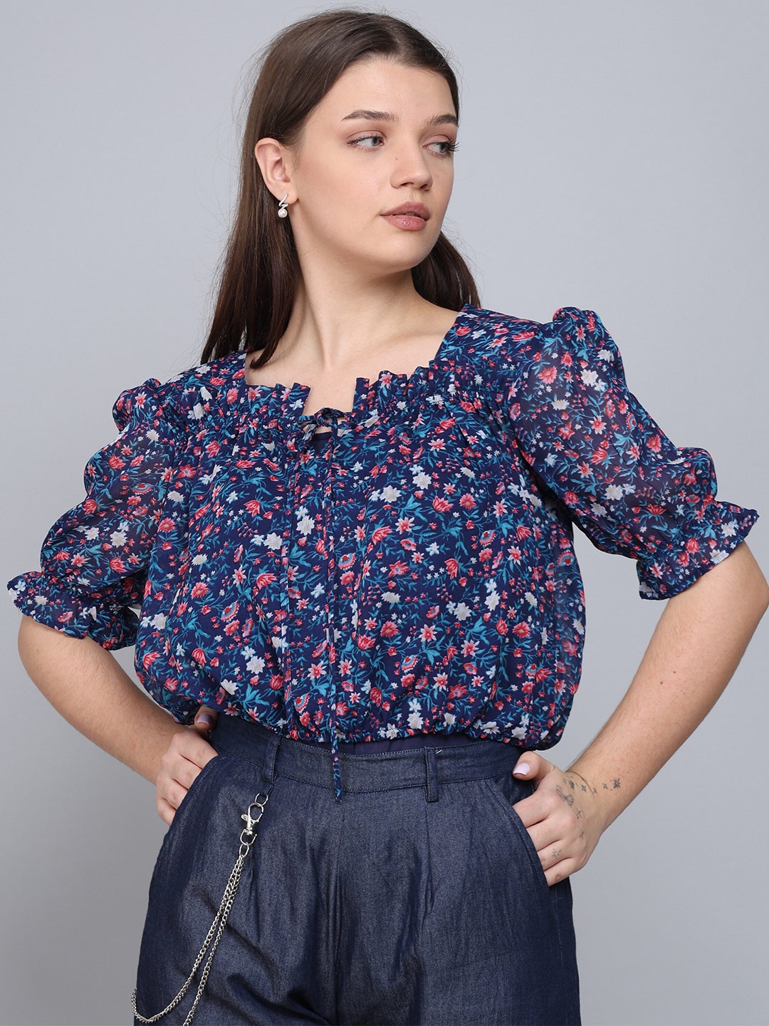 

Baawri Floral Print Round Neck Short Puff Sleeve Blouson Top, Blue