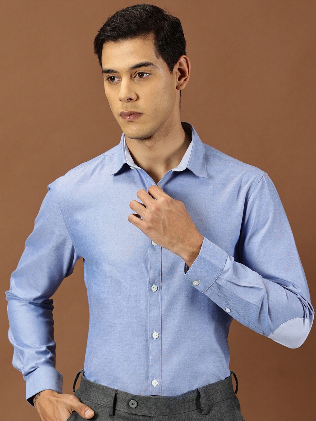 

INVICTUS Slim Fit Spread Collar Long Sleeves Cotton Formal Shirt, Blue