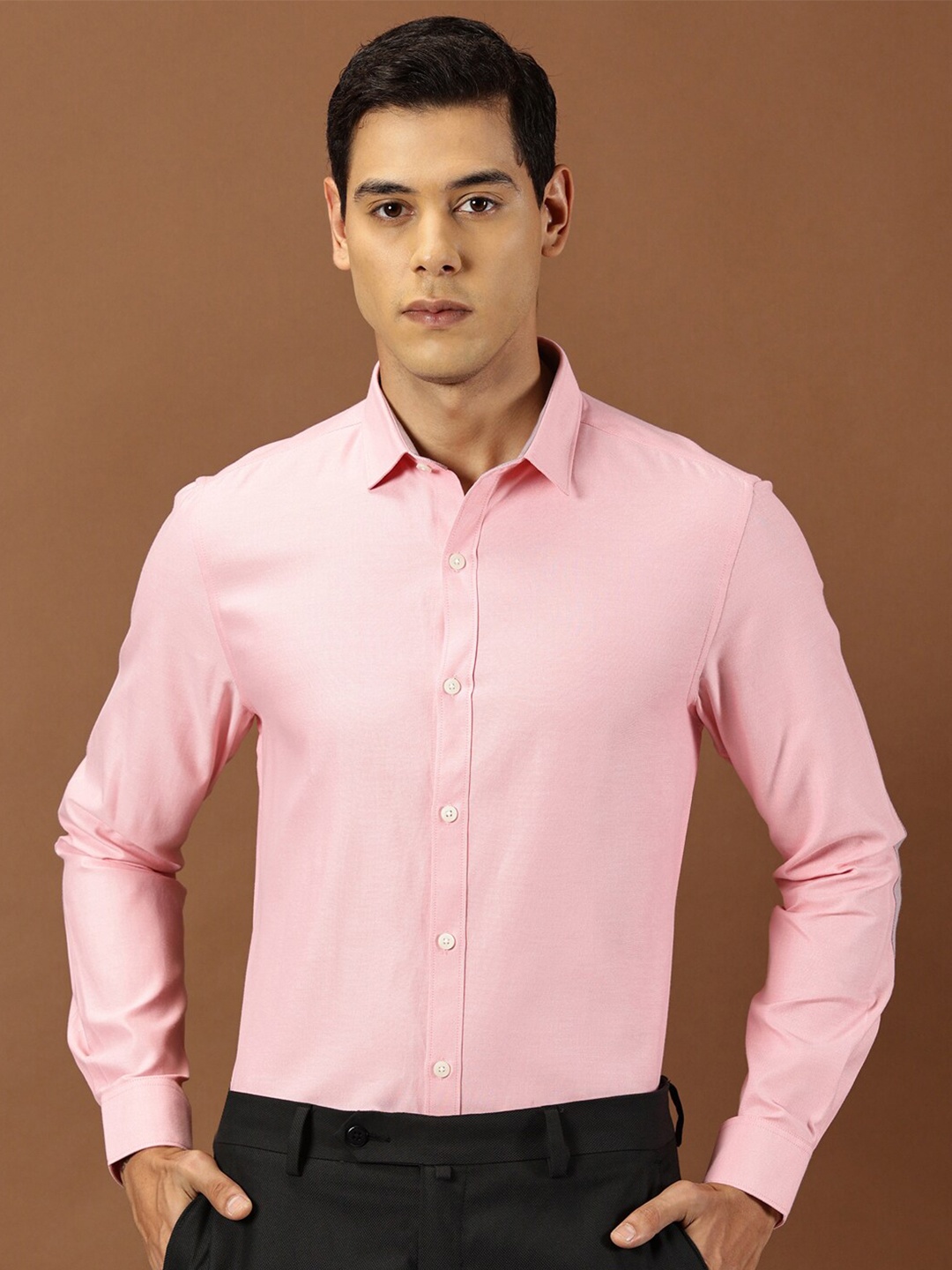 

INVICTUS Slim Fit Spread Collar Long Sleeves Cotton Formal Shirt, Pink