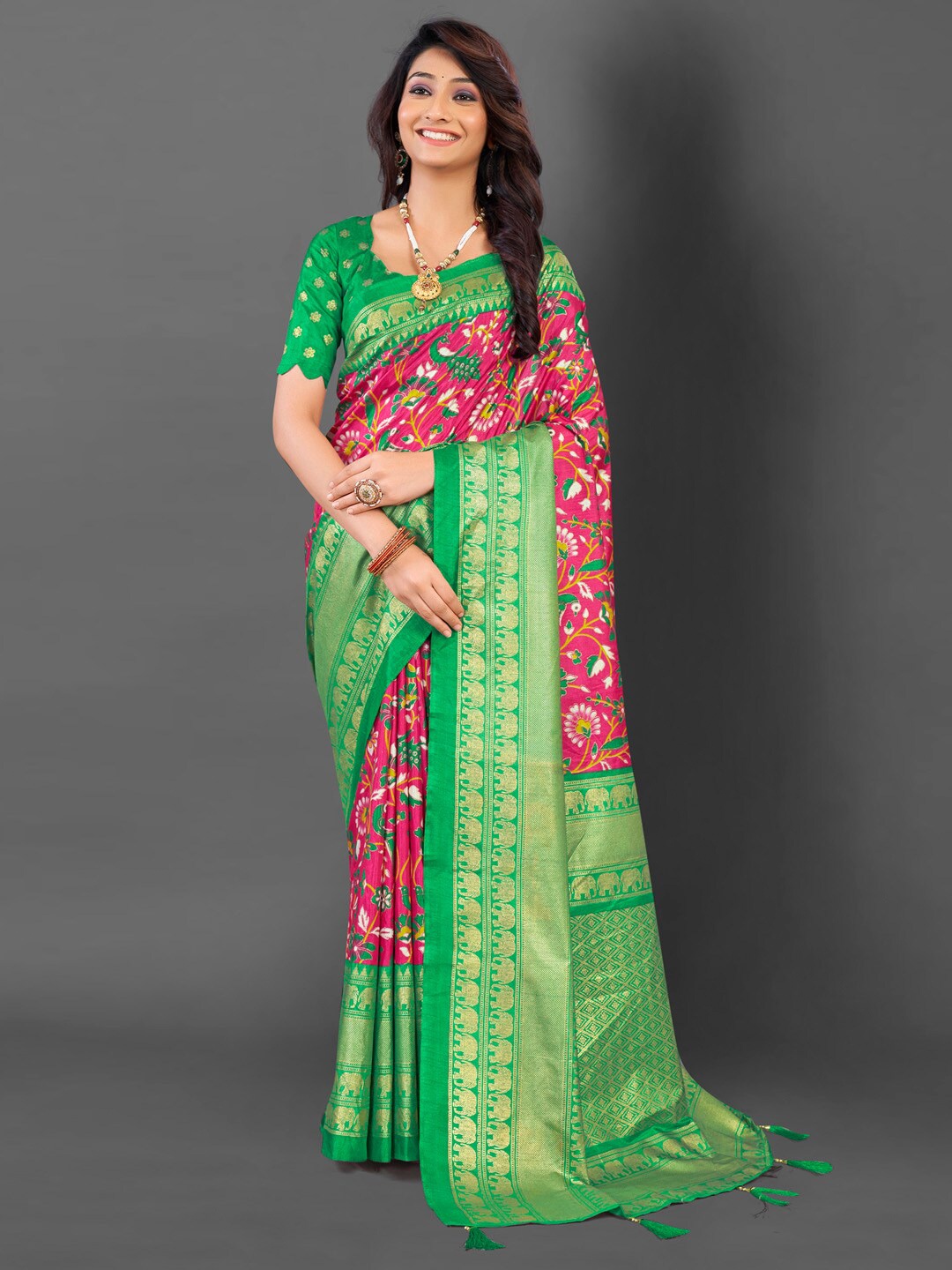 

Mitera Floral Pochampally Saree, Pink