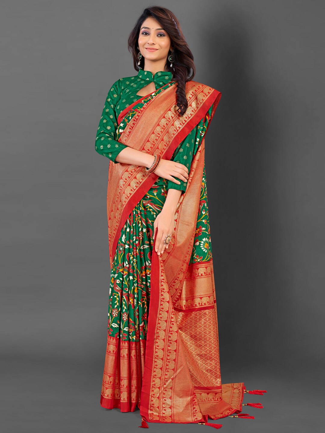 

Mitera Floral Zari Pochampally Saree, Green