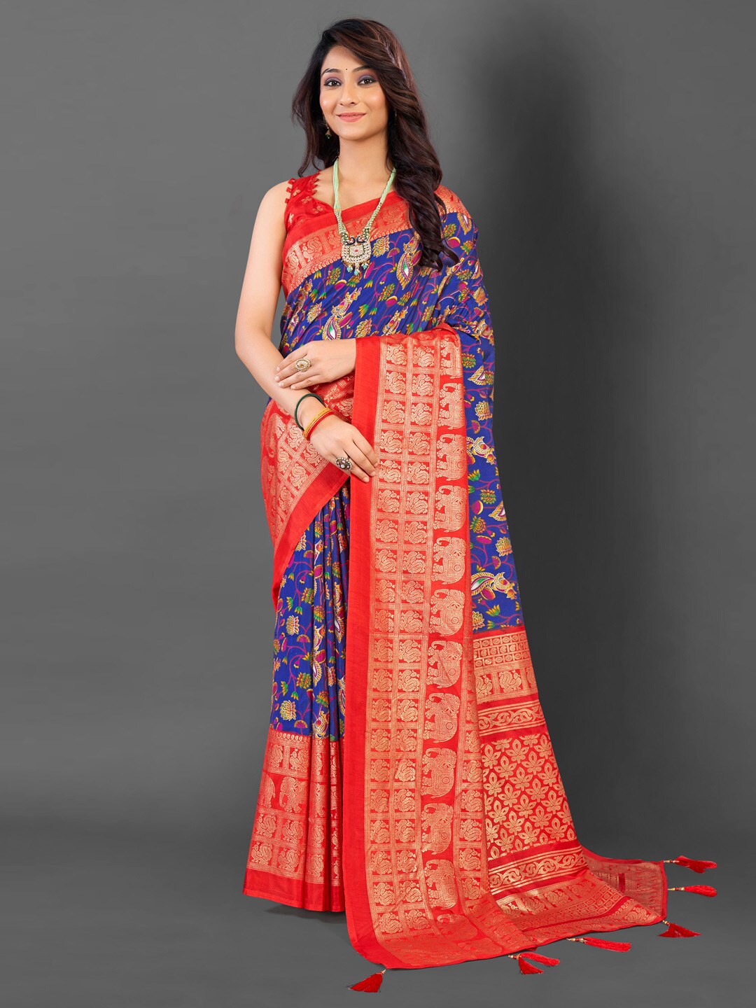 

Mitera Floral Zari Pochampally Saree, Blue