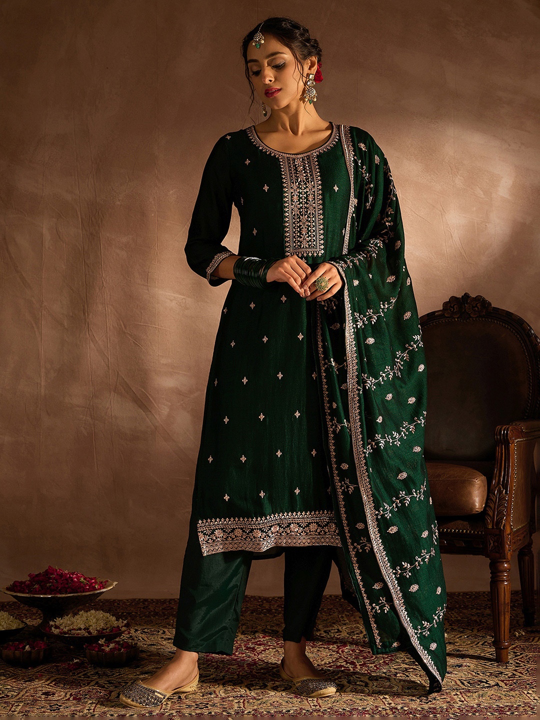 

Indo Era Green Ethnic Motifs Embroidered Thread Work Kurta with Trousers & Dupatta