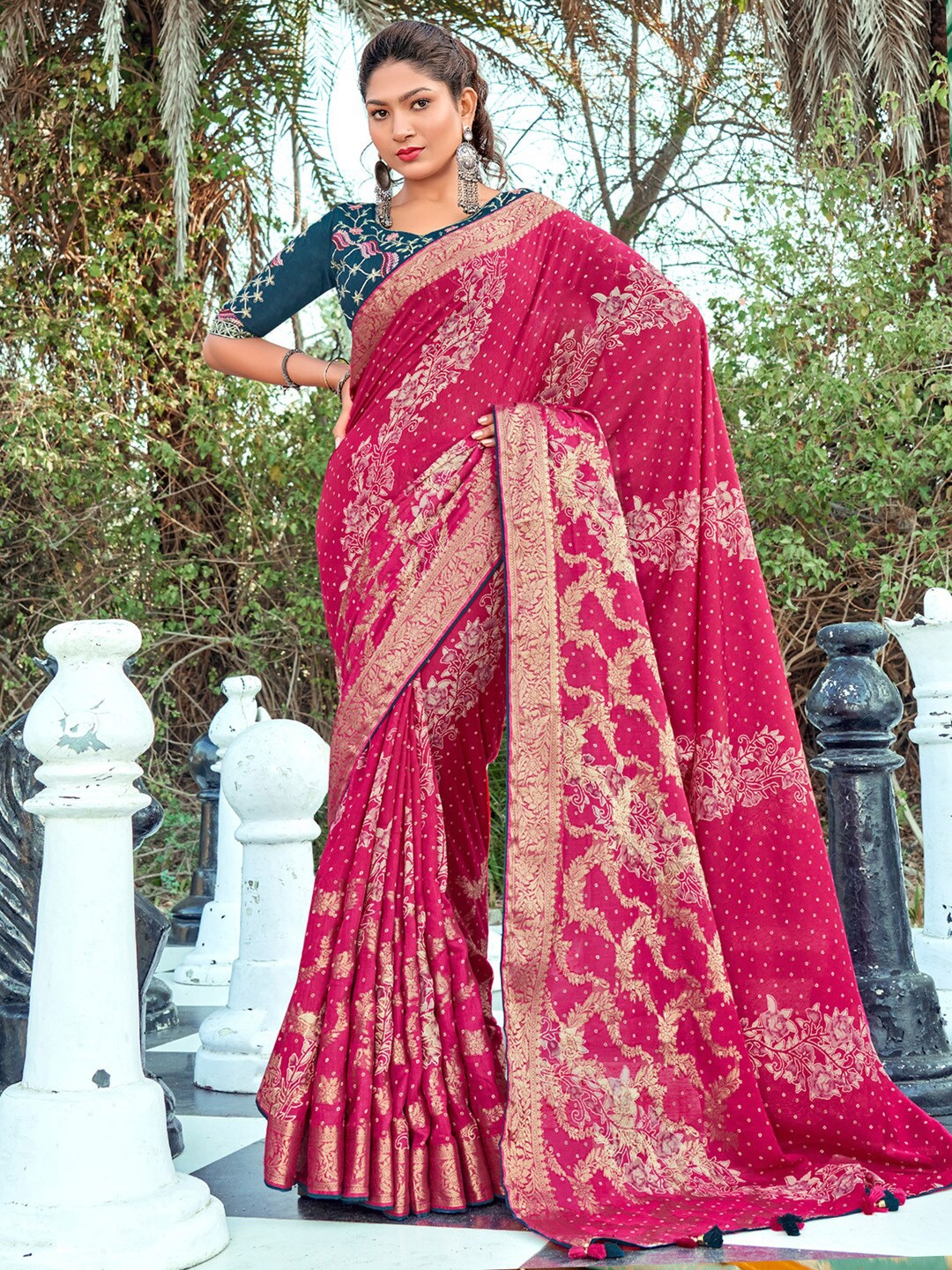 

Saree mall Bandhani Zari Bandhani Sarees, Pink