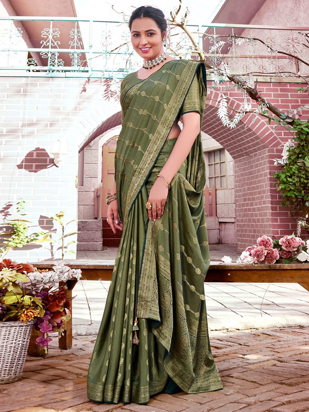 

Saree mall Ethnic Motifs Zari Silk Banarasi Sarees, Green