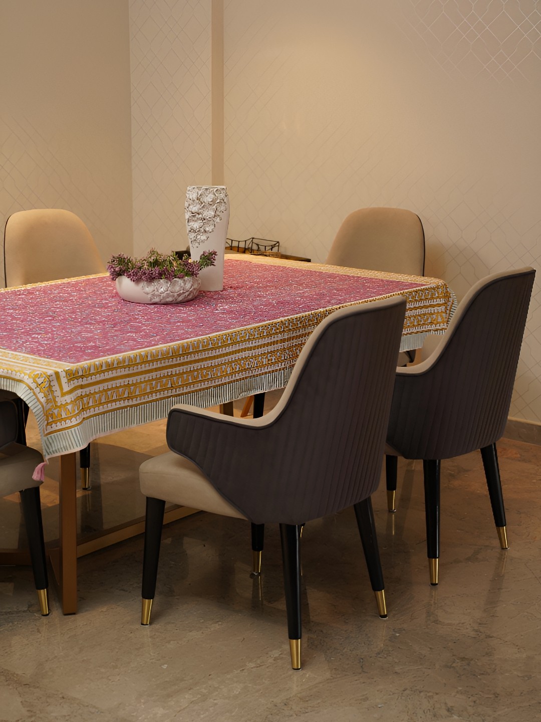 

NURTURE INDIA Purple & Yellow Floral Printed Cotton 4 Seater Table Cover