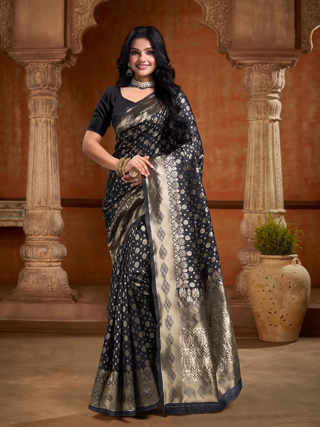 

KALINI Ethnic Motifs Zari Art Silk Banarasi Saree, Black