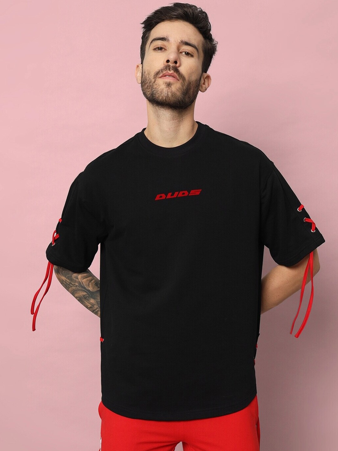

WEARDUDS Round Neck Cotton Oversized T-shirt, Black