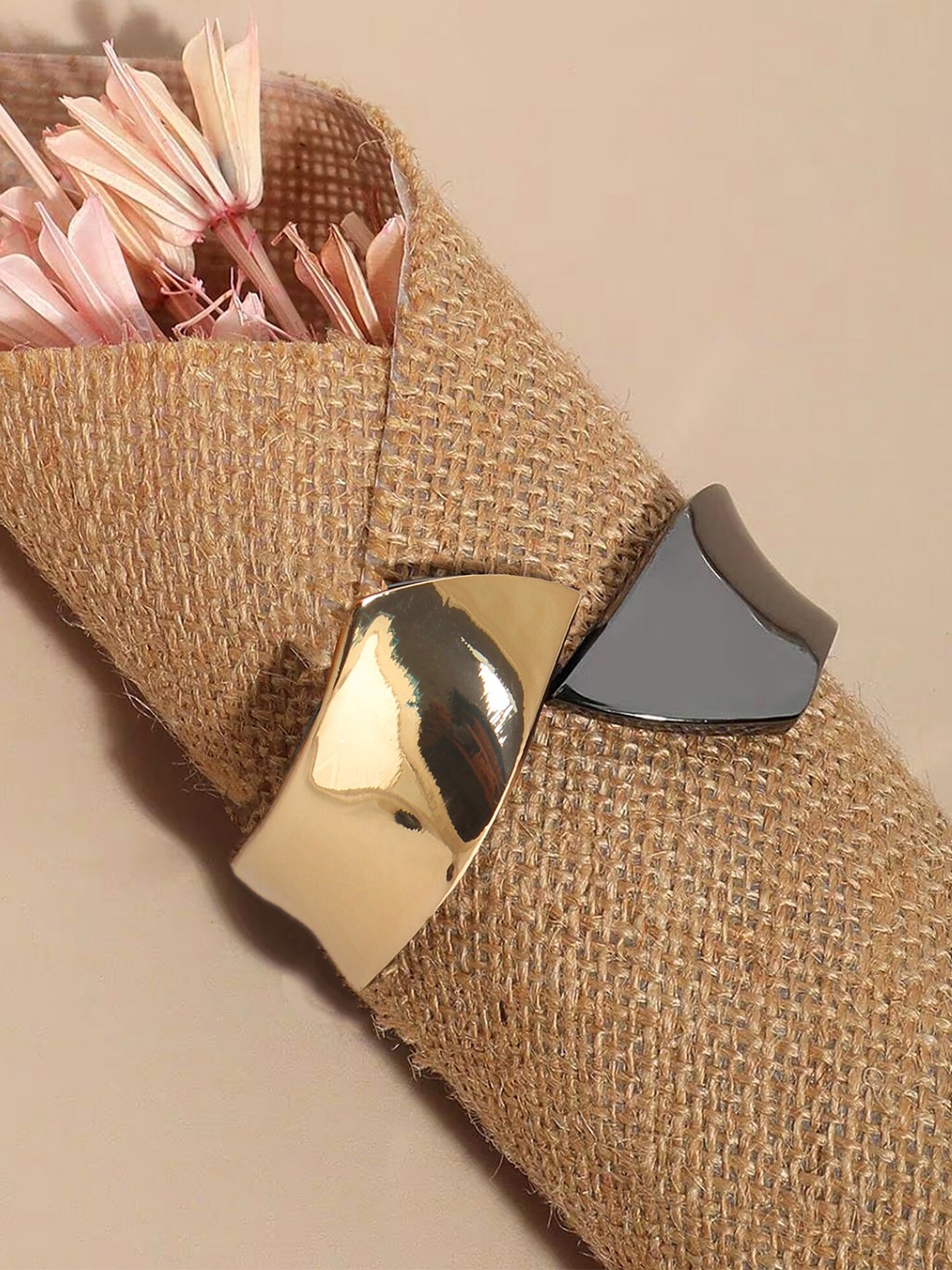 

LUCKY JEWELLERY Gold-Plated Bangle-Style Bracelet