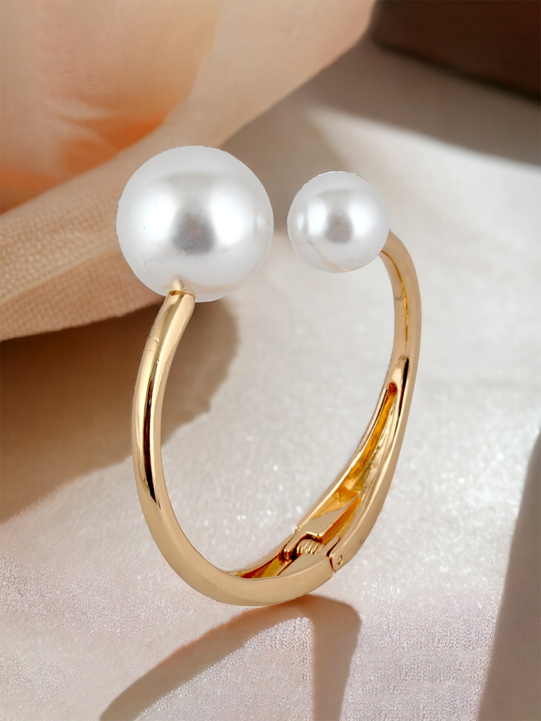 LUCKY JEWELLERY Gold-Plated Bangle-Style Bracelet