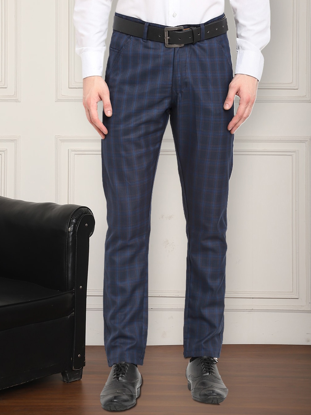 

JAINISH Men Checked Relaxed Tapered Fit Pure Cotton Formal Trouser, Navy blue
