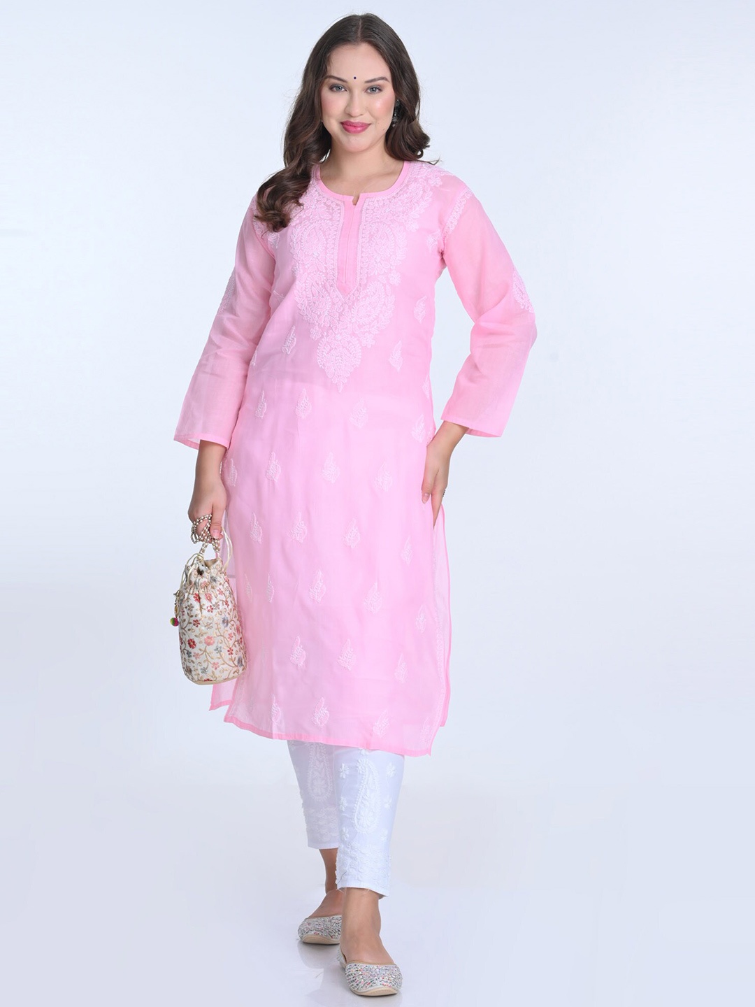 

KHAKA Chikankari Lucknowi Embroidered Round Neck Kurta With Slip, Pink