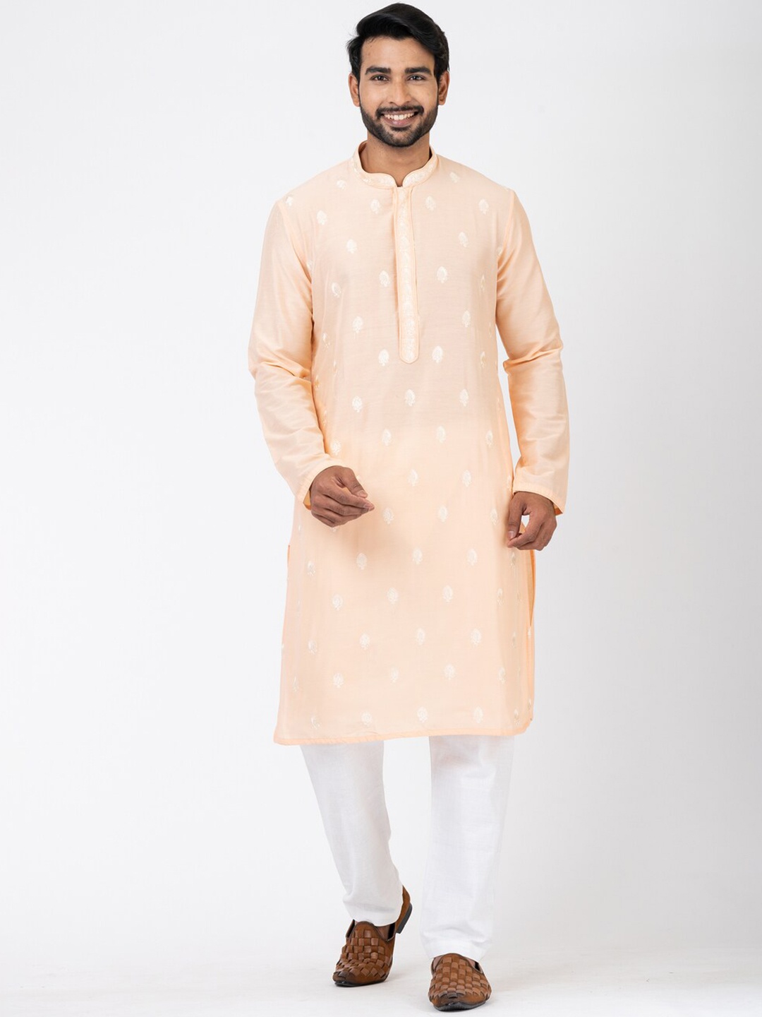 

HU - Handcrafted Uniquely Floral Printed Mandarin Collar Cotton Silk Straight Kurta, Peach