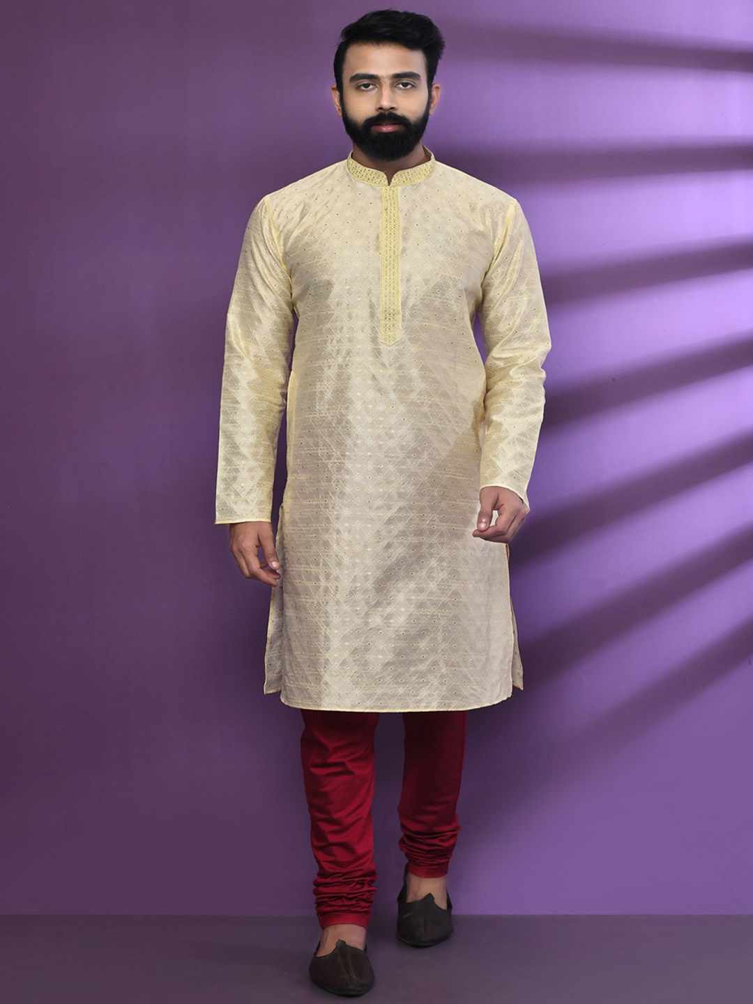 

HU - Handcrafted Uniquely Ethnic Motifs Embroidered Thread Work Kurta, Beige