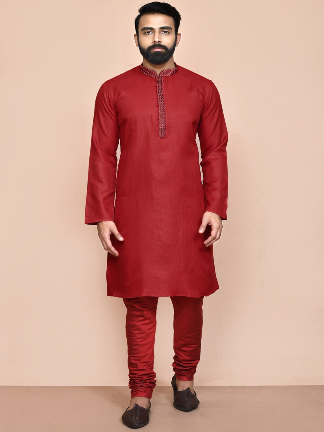 

HU - Handcrafted Uniquely Mandarin Collar Zari Straight Kurta, Maroon